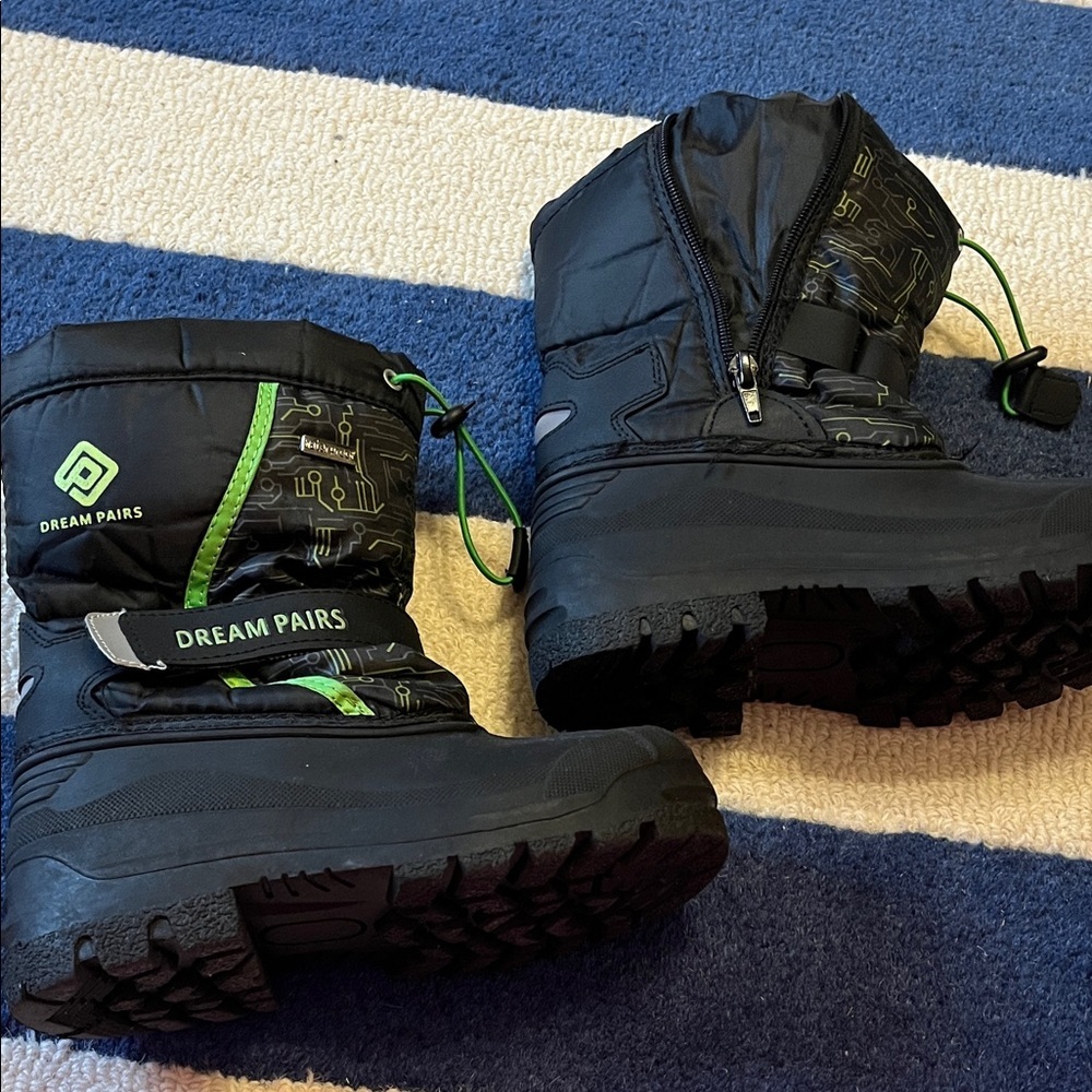 Thinsulate snow boots
